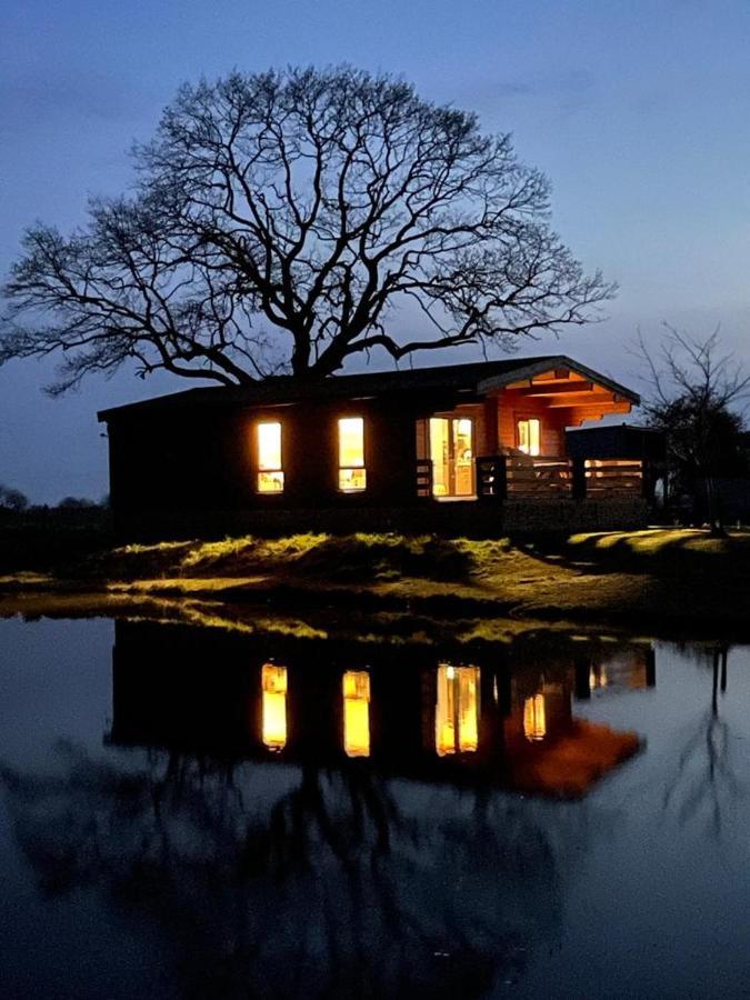 Redwood Lodge Ludlow Esterno foto